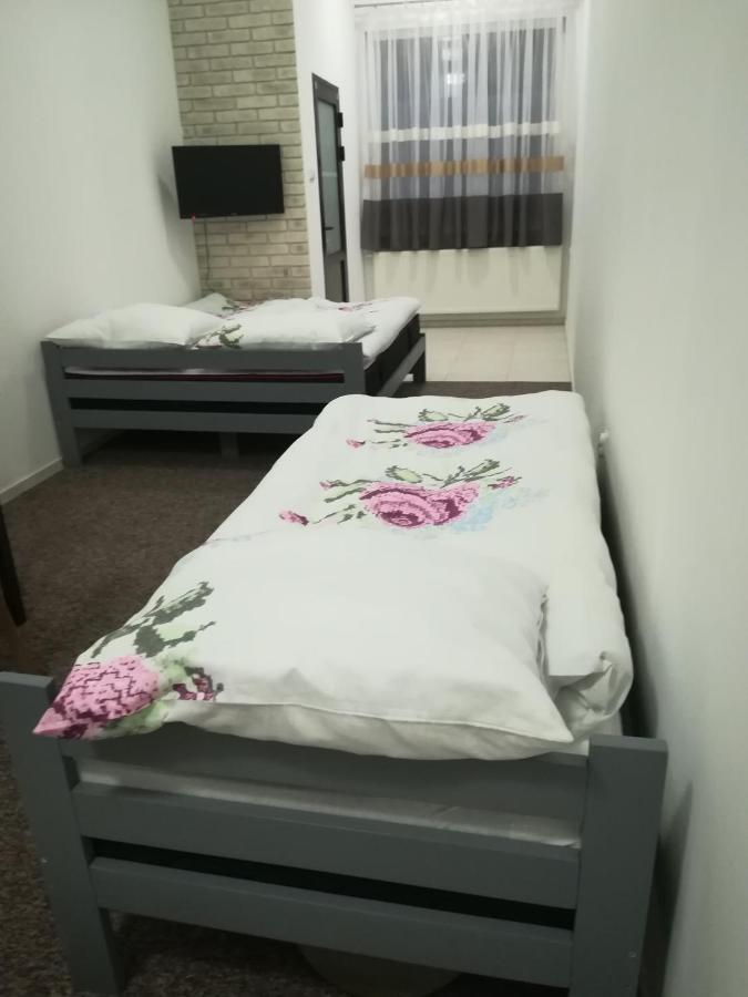Buko Apartamenty Uniejów Extérieur photo