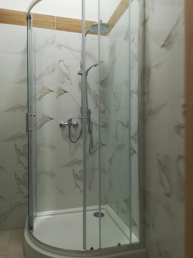 Buko Apartamenty Uniejów Extérieur photo